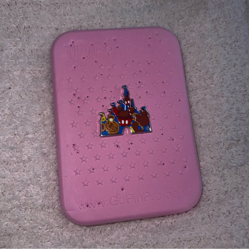 Disneyland 2025 Snacks Castle Hidden Mickey Disney Pin